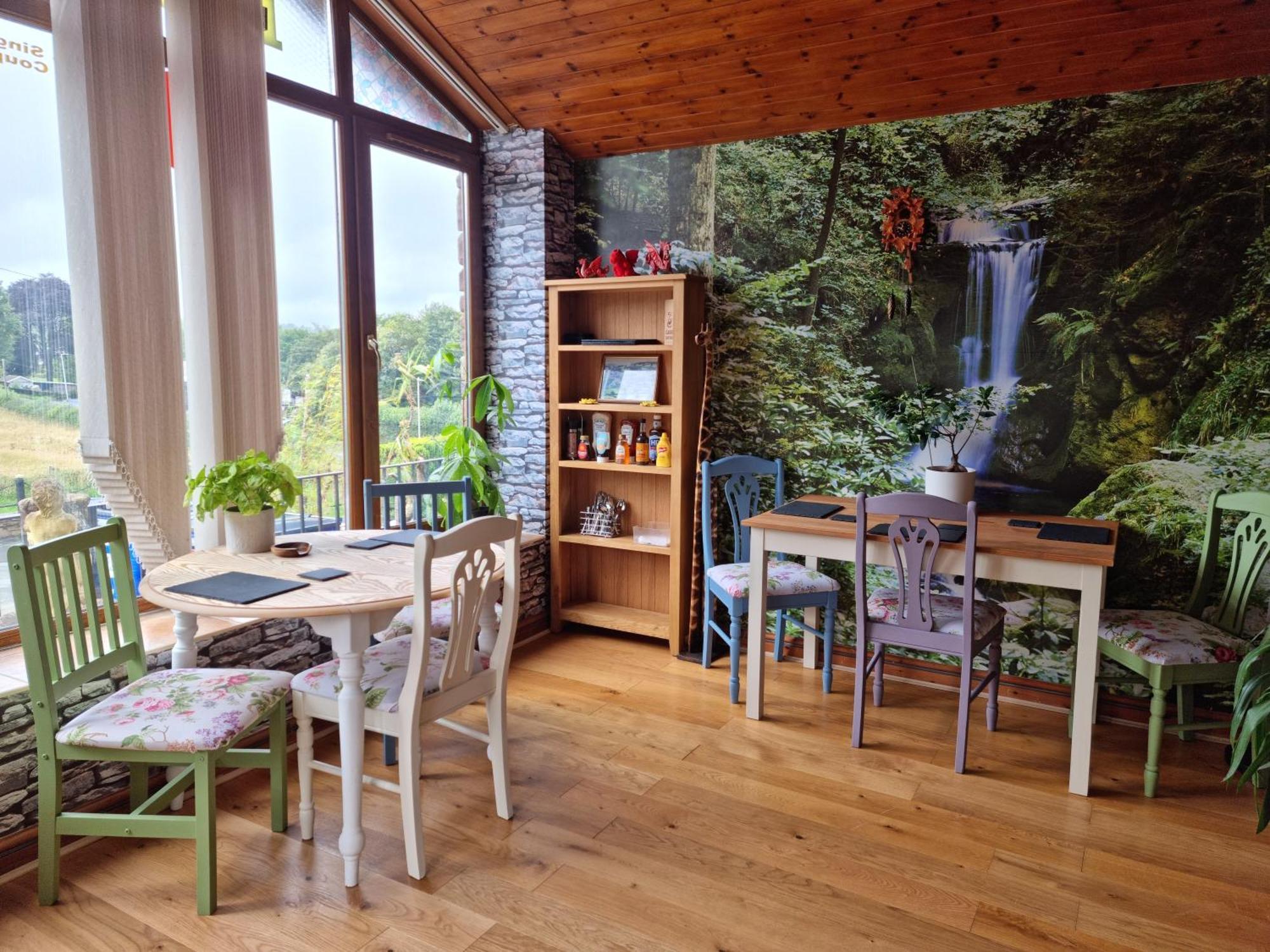 Castle Lodge - Brecon Beacons Accommodation Sennybridge Εξωτερικό φωτογραφία